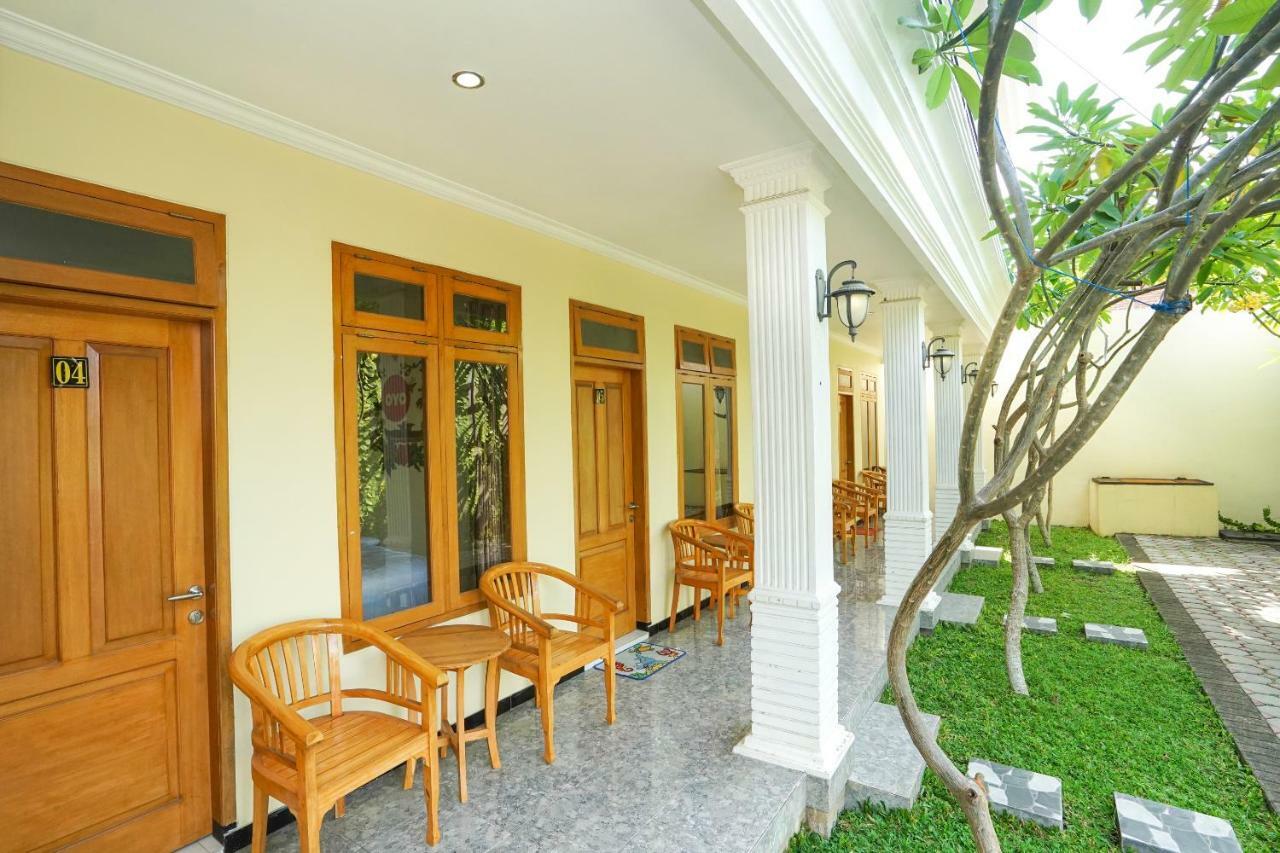 Oyo 522 Majapahit Homestay Syariah 2 Banyuwangi  Exteriör bild